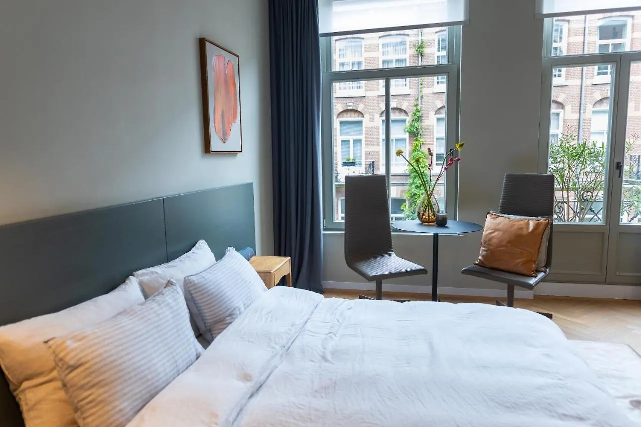 Vondel 99 Bed & Breakfast Amsterdam
